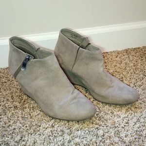 Chinese Laundry booties